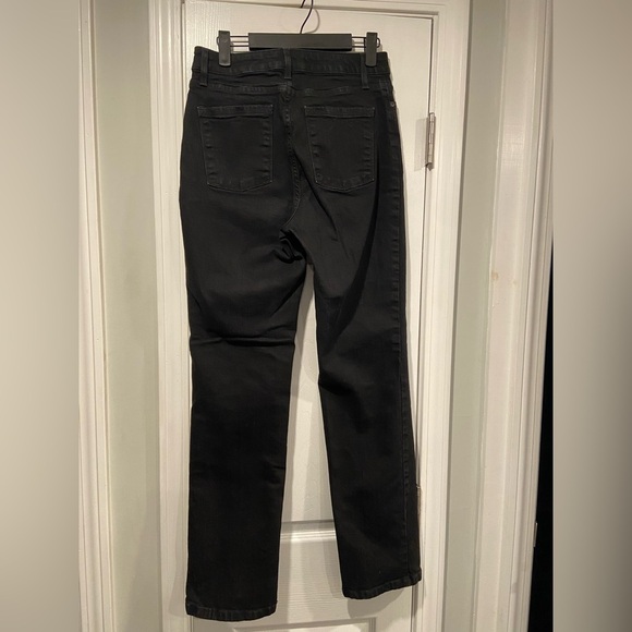 L.L. Bean Size 8 M/T Black Denim Original Fit Straight Leg Five Pocket Jeans - Picture 7 of 12